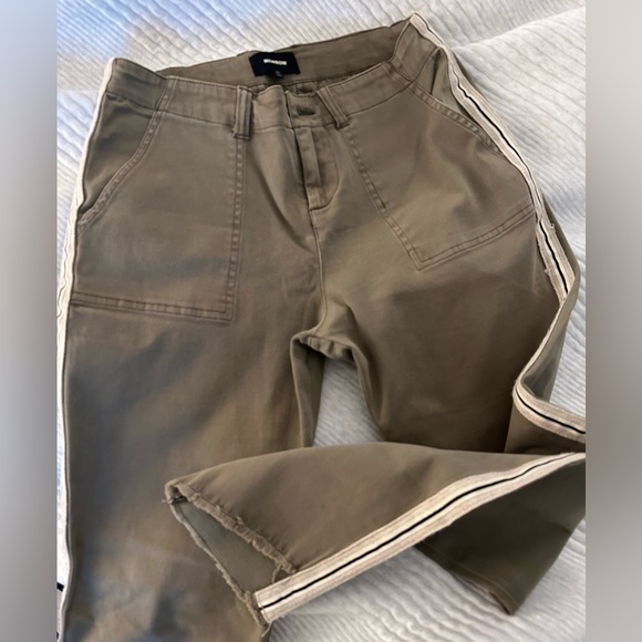 Munrow Side Stripe Green Inca Pants - Picture 5 of 5